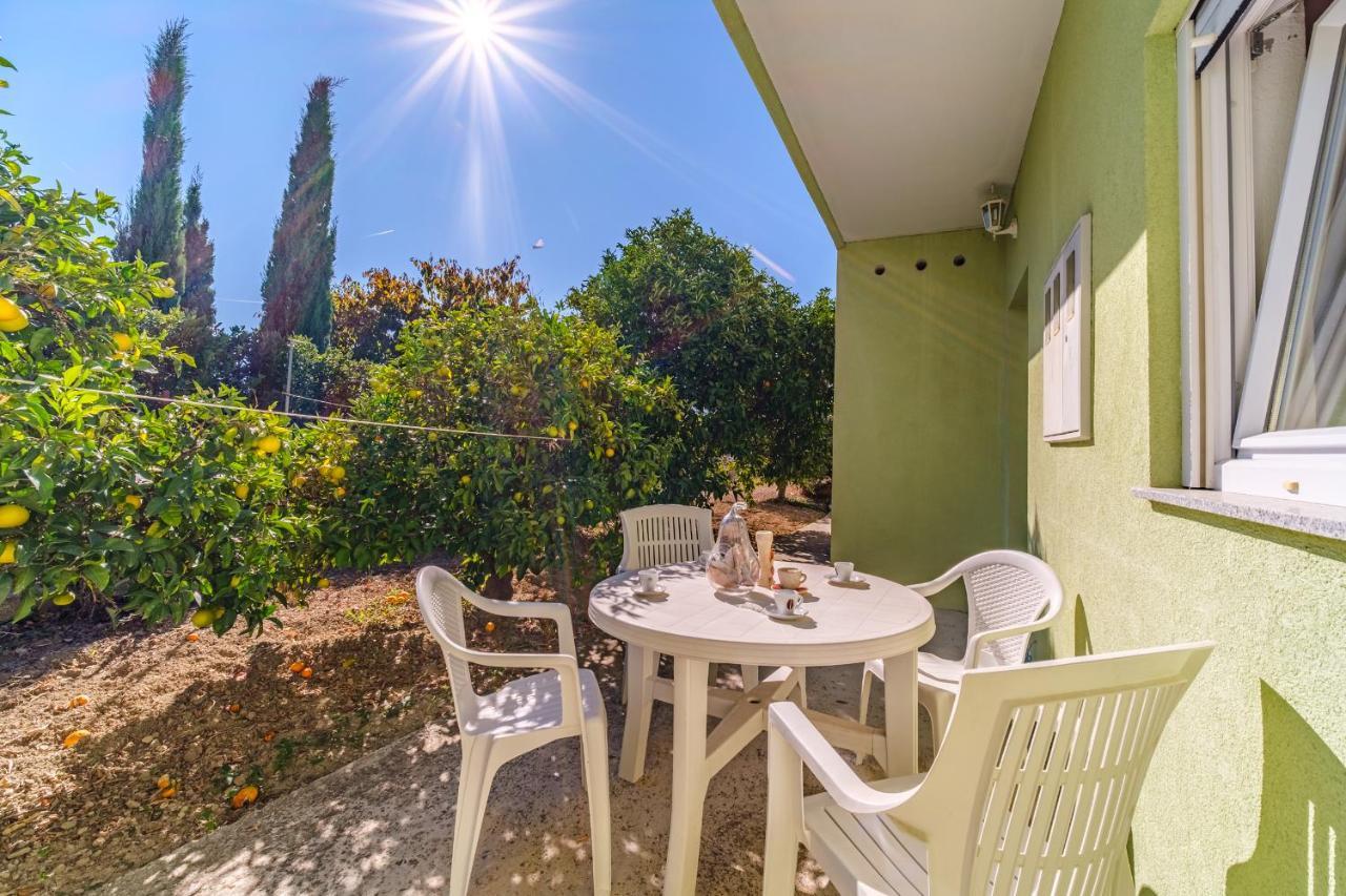 Beach Paradise Apartments Podstrana Exterior foto